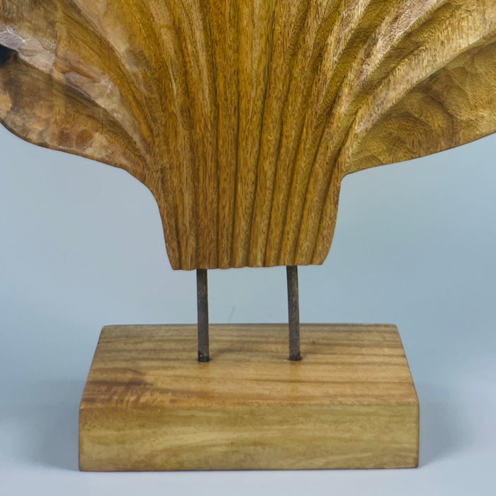 Detail of the wooden base and metal rods, showcasing how the sculpture is mounted. A refined accent for Japandi interiors, this piece adds subtle verticality and structure to soft, nature-inspired home environments.